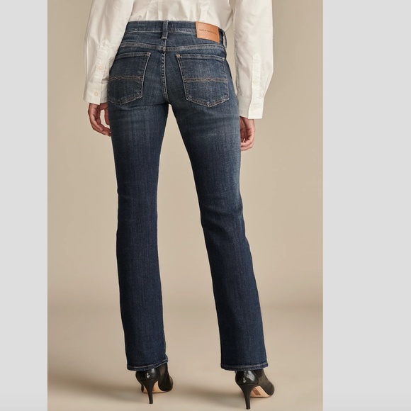 Lucky Brand Mid Rise Sweet Bootcut jean - Picture 5 of 5